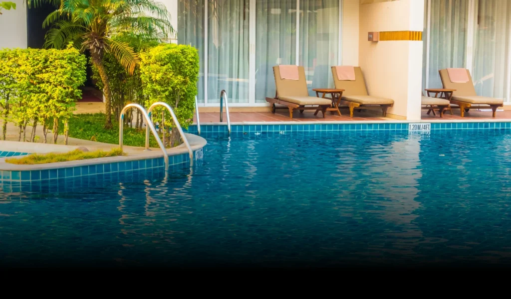 FONDO INICIO PISCINAS Y OBRAS - DEGRADADO NEGRO