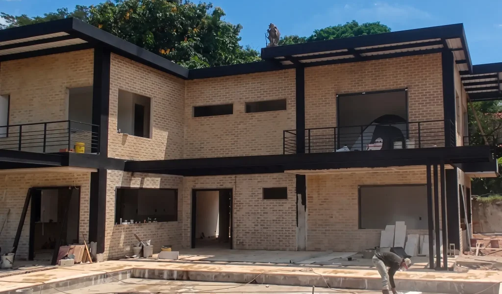 Piscinas y Obras PCYR Medellin, Antioquia, Construcción de viviendas y piscinas en Colombia