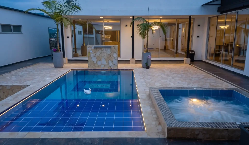 Piscinas y Obras PCYR Medellin, Antioquia, Construccion y remodelacion de piscinas en Colombia