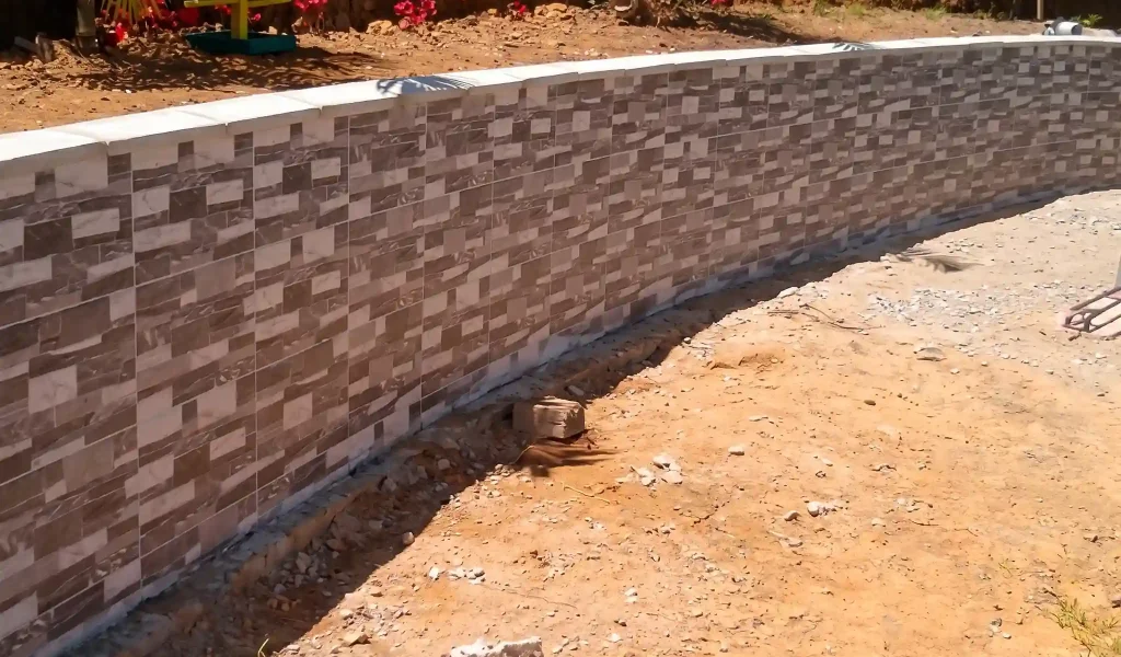 Piscinas y Obras PCYR Medellin, Antioquia, construccion de muros y andenes