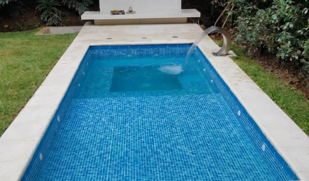 Piscinas y Obras PCYR Medellin, Antioquia, remodelación y reformas de piscinas